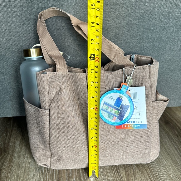 Insulated Tote 7 pc Set - NEW - Picture 4 of 6